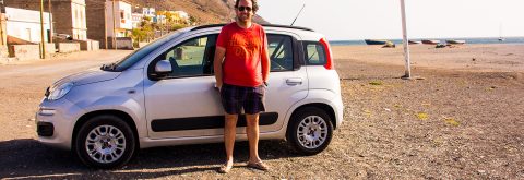 Do you want to rent a car in São Vicente?